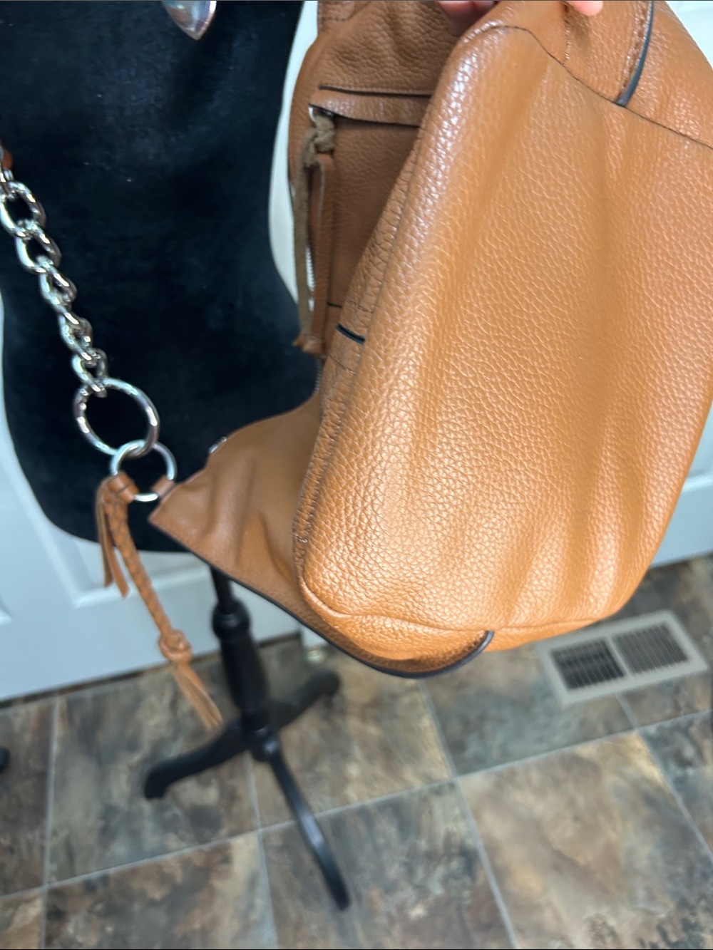 Vince Camuto Leather Hobo Shoulder Bag in Hickory - Picture 6 of 9